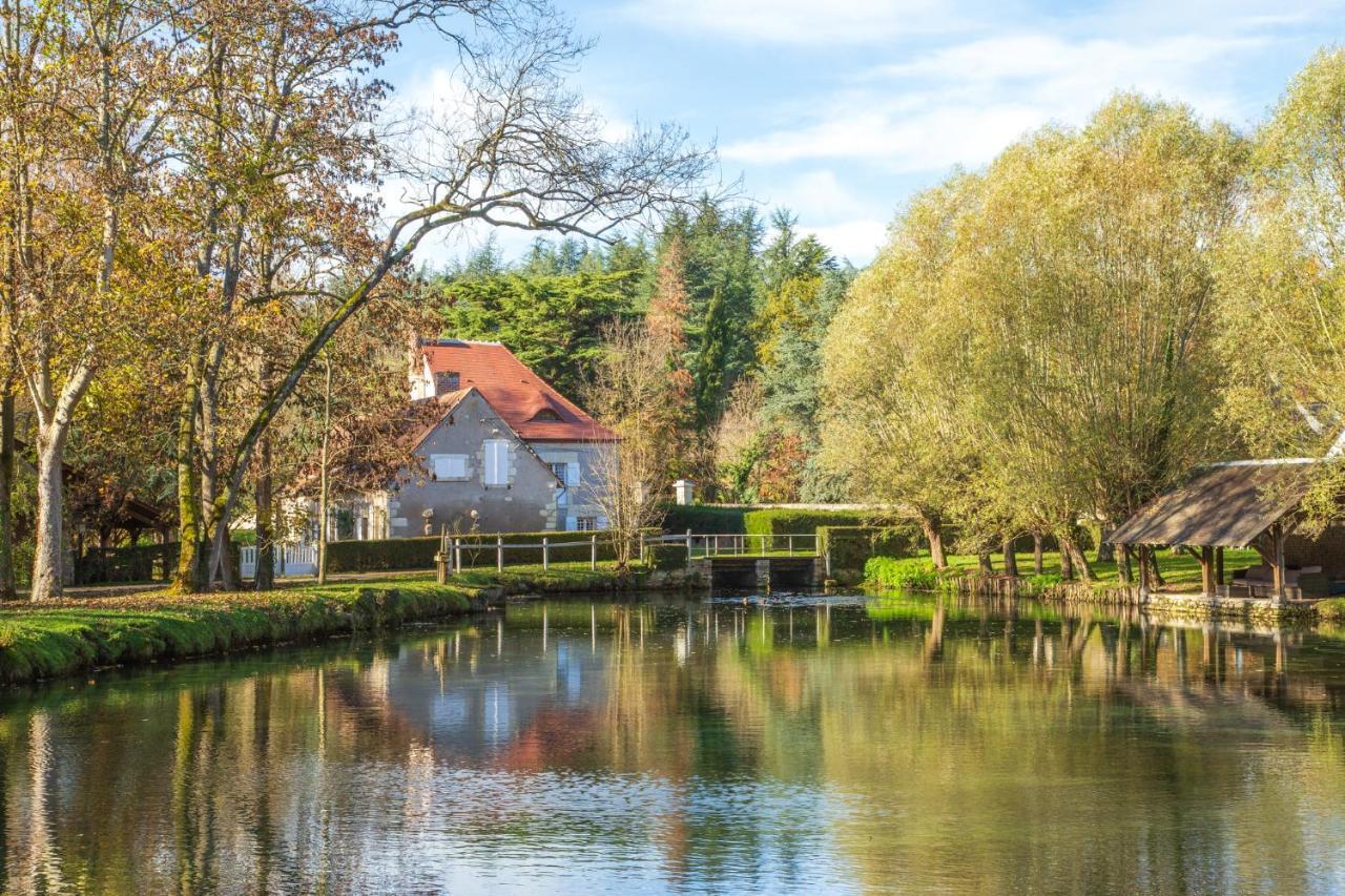 Le Moulin De Pasnel Bed & Breakfast Monteaux Luaran gambar